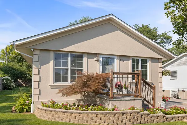 822 Ronald Terrace, Round Lake Beach, IL 60073