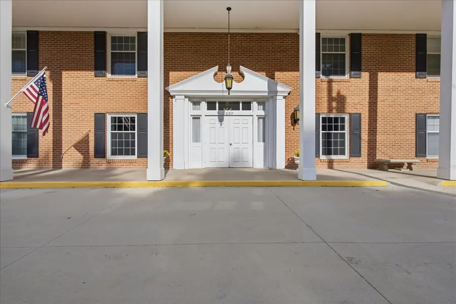 602 S Mercer Avenue #215, Bloomington, IL 61701 - #2