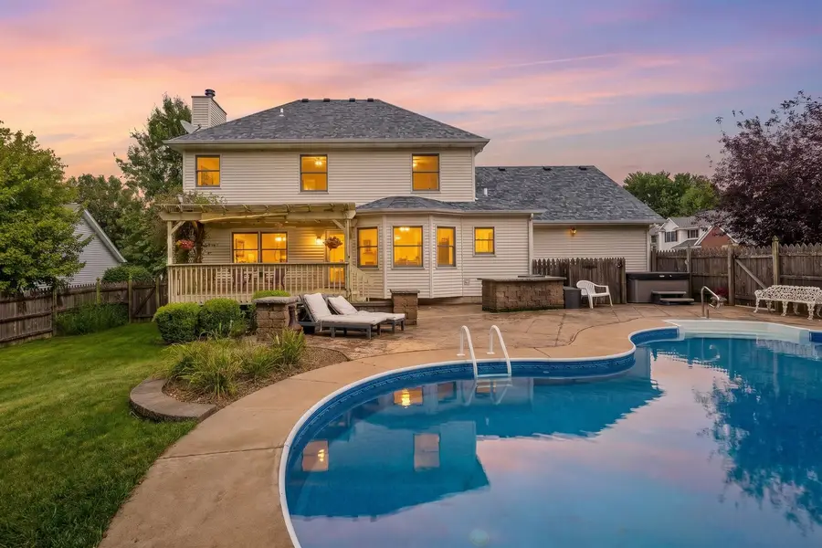 4816 Norfolk Place, Bettendorf, IA 52722 - #2