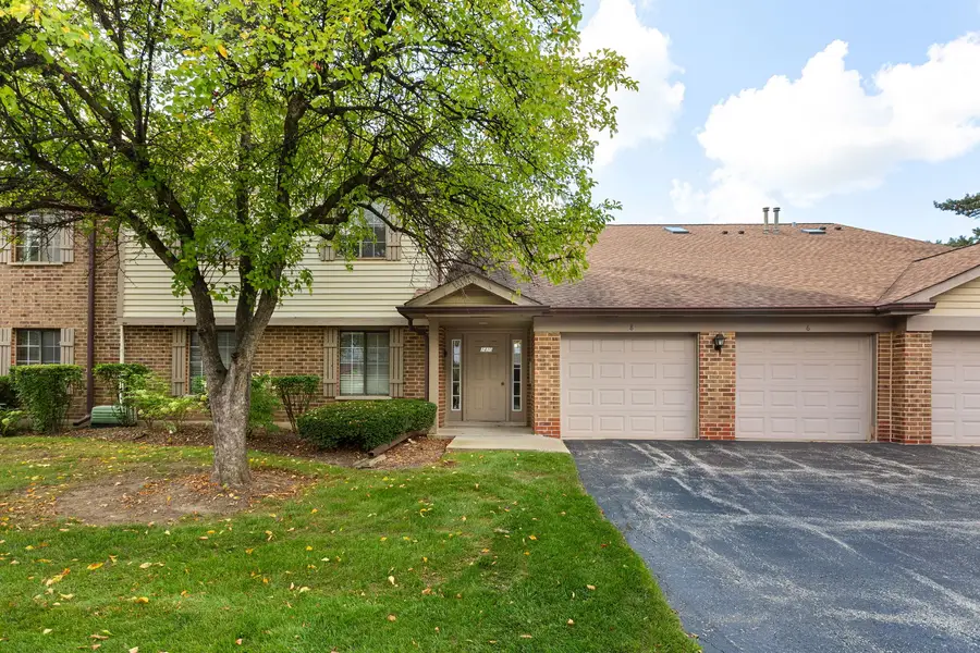 1410 W Partridge Lane #6, Arlington Heights, IL 60004 - #2