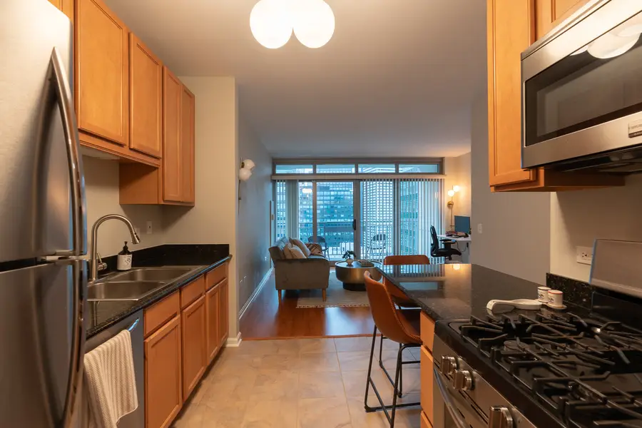 125 S Jefferson Street #2206, Chicago, IL 60661 - #3