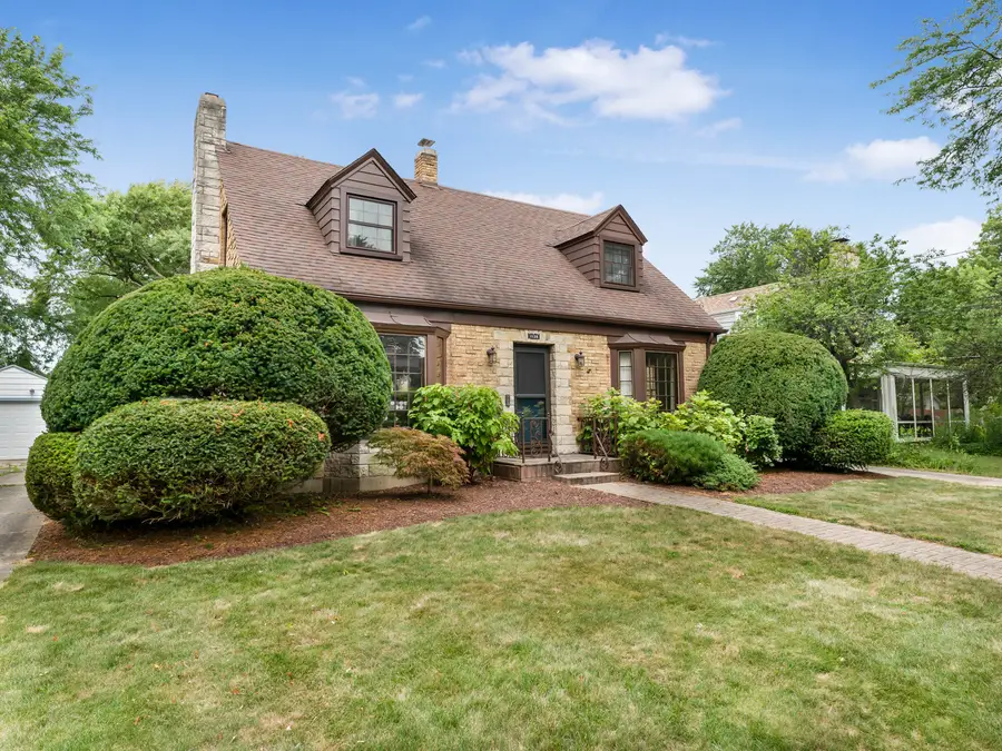 1130 Duncan Avenue, Elgin, IL 60120 - #2