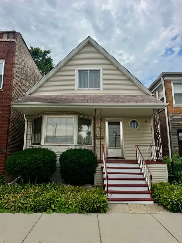 3336 N Karlov Avenue, Chicago, IL 60641
