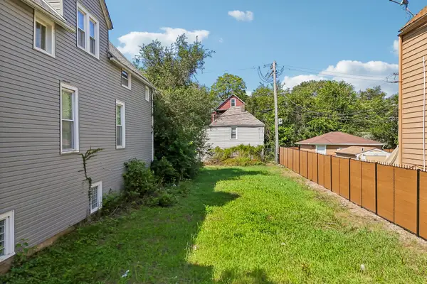 Address Withheld By Seller, Chicago, IL 60617