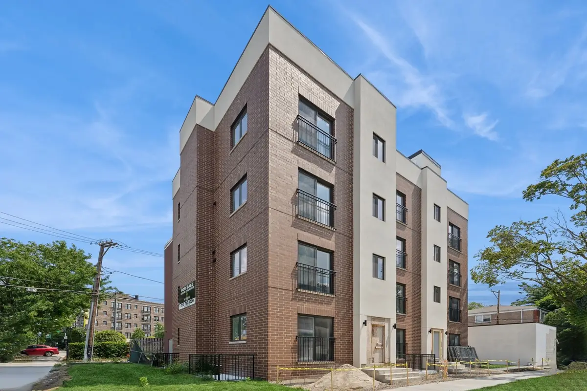 6755 N Hermitage Avenue #3, Chicago, IL 60626 - #1