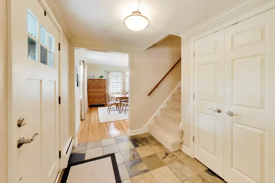 338 S Gibbons Avenue, Arlington Heights, IL 60004 - #3