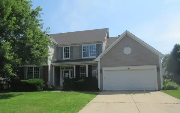 242 Berkshire Lane, Sugar Grove, IL 60554
