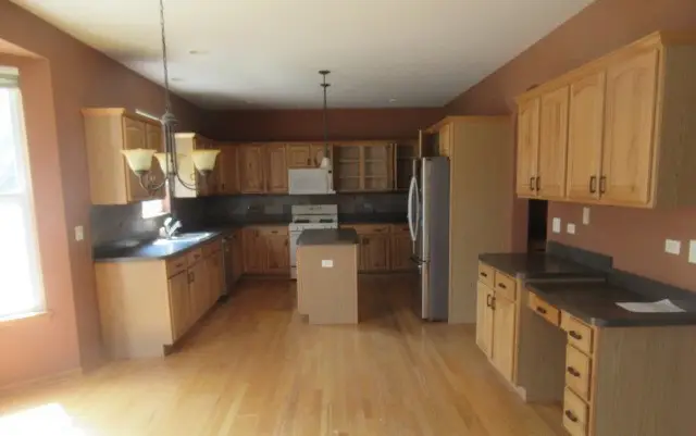 242 Berkshire Lane, Sugar Grove, IL 60554 - #2