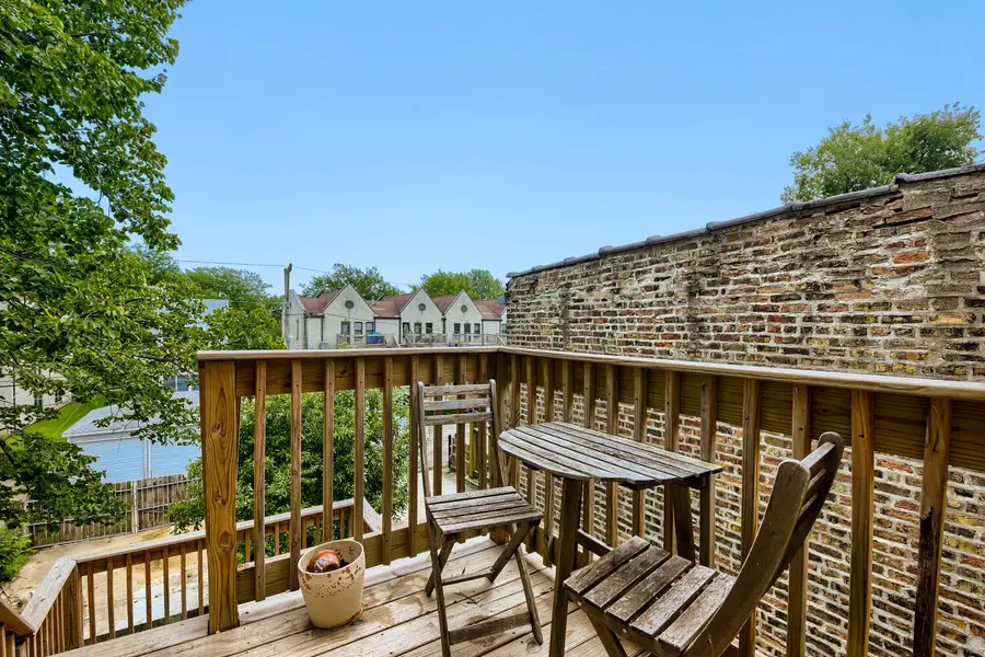 Address Withheld By Seller, Chicago, IL 60653 - #3
