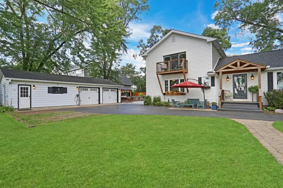 142 Augusta Street, Grayslake, IL 60030 - #3