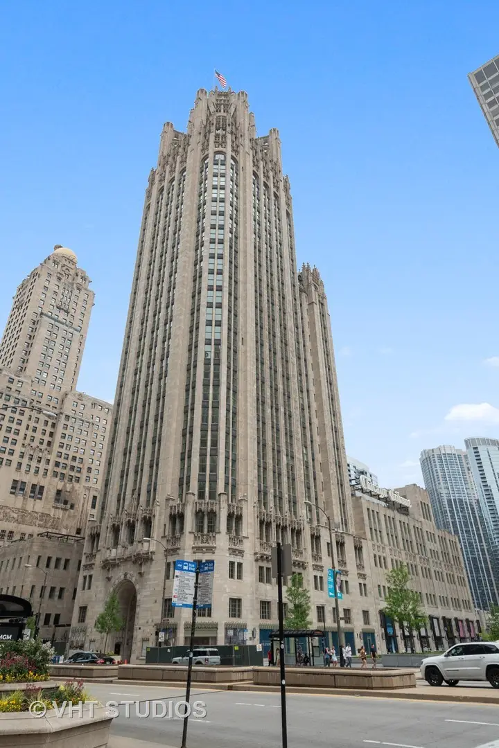435 N Michigan Avenue #401, Chicago, IL 60611 - #2