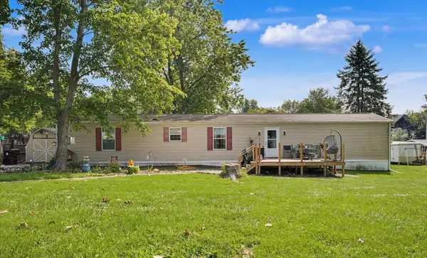 105 W High Street, White Heath, IL 61884