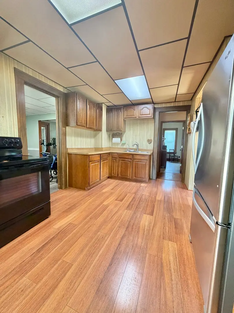114 E Lake Street, Ashkum, IL 60911 - #3