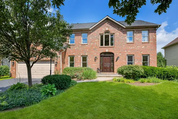 417 Saratoga Drive, Aurora, IL 60502
