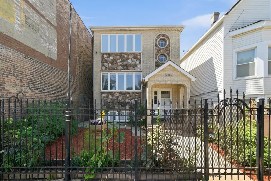 3262 N Elston Avenue, Chicago, IL 60618 - #3