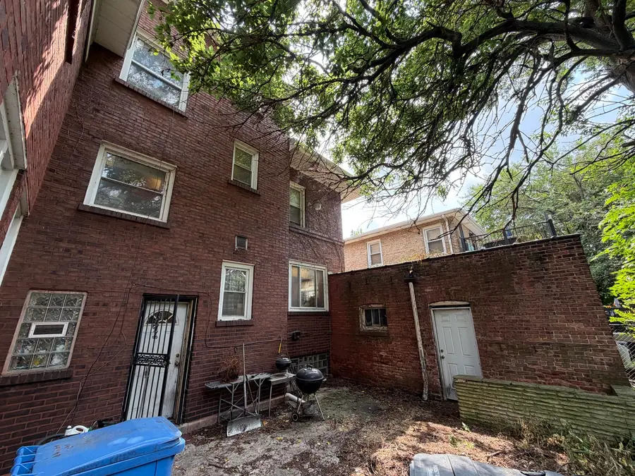 7022 S Constance Avenue, Chicago, IL 60649 - #3