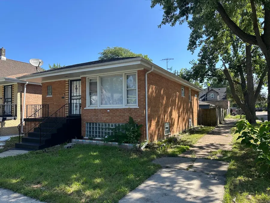 11959 S Prairie Avenue, Chicago, IL 60628 - #2