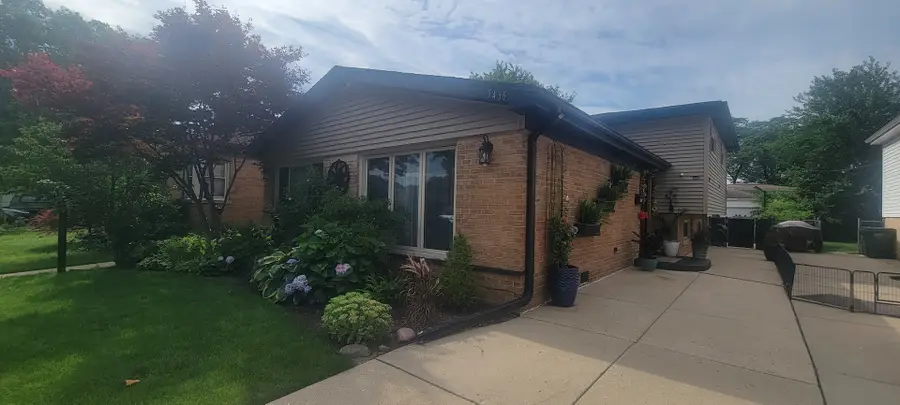 5435 Reba Street, Morton Grove, IL 60053 - #3