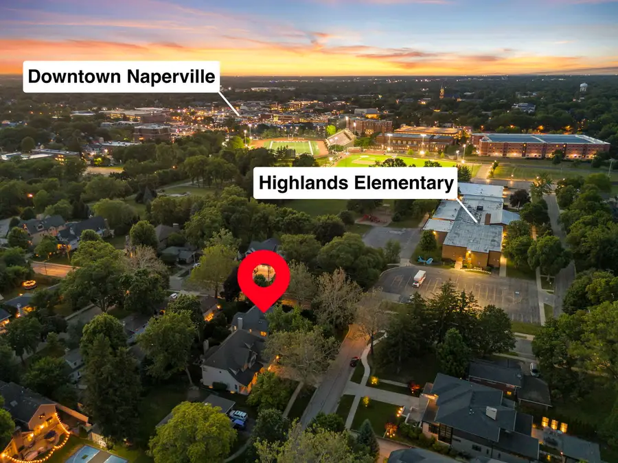 605 Thornwood Drive, Naperville, IL 60540 - #2