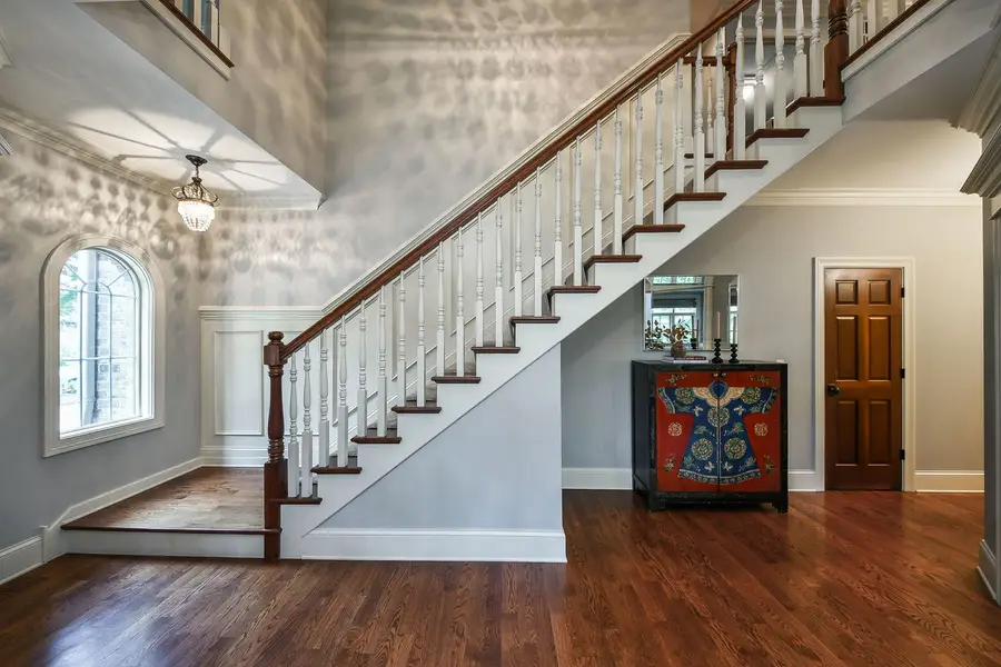 605 Thornwood Drive, Naperville, IL 60540 - #3