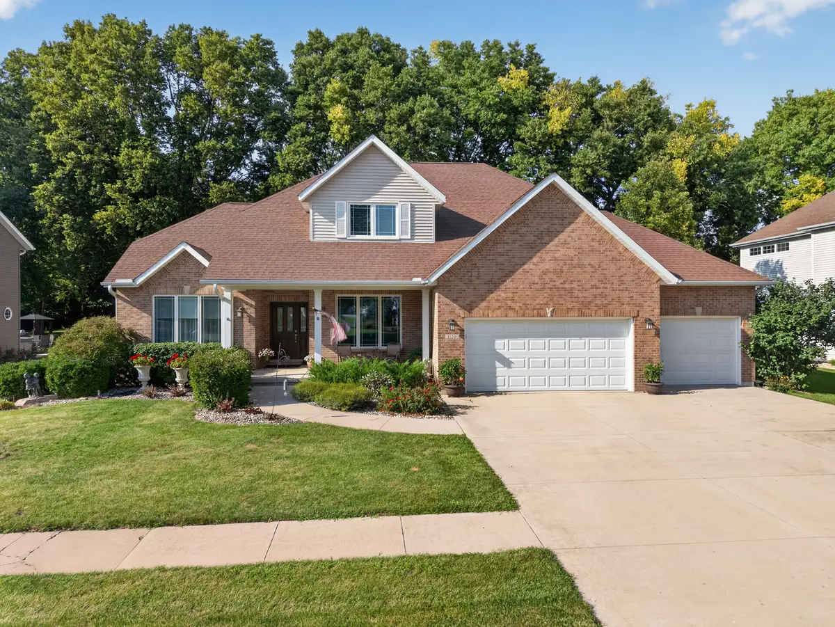 1120 Country Oak Drive, Ottawa, IL 61350 - #1