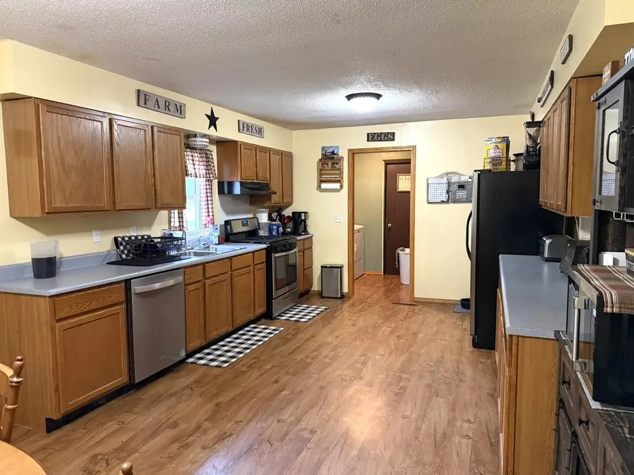 6044 Mccarty Road, Kinmundy, IL 62854 - #3