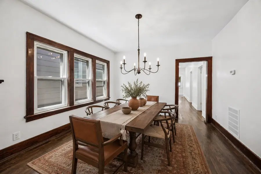 4824 S Tripp Avenue, Chicago, IL 60632 - #3