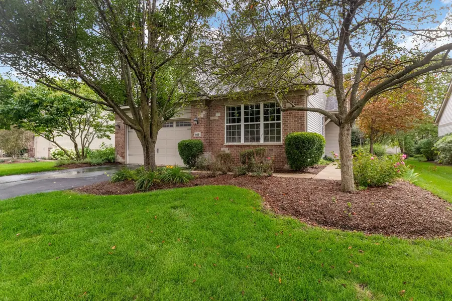 809 Colchester Drive, Oswego, IL 60543 - #3
