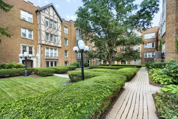 10943 S Longwood Drive #2, Chicago, IL 60643