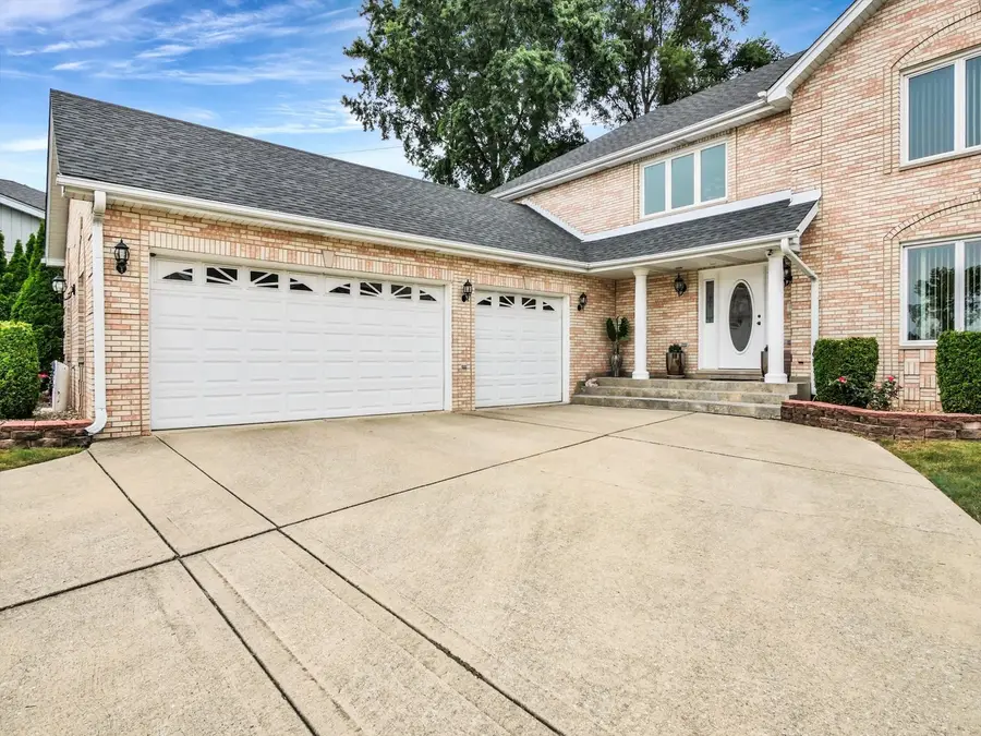 1212 Grove Avenue, Addison, IL 60101 - #3