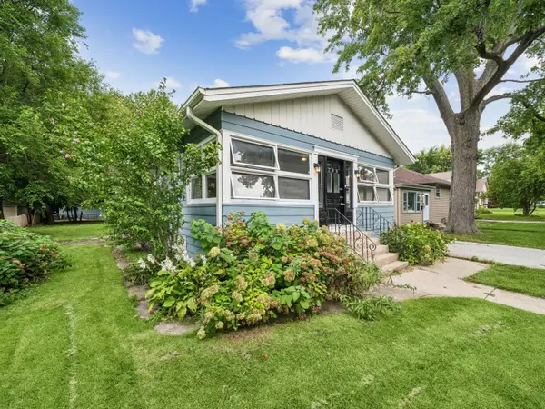 208 N Grant Street, Westmont, IL 60559