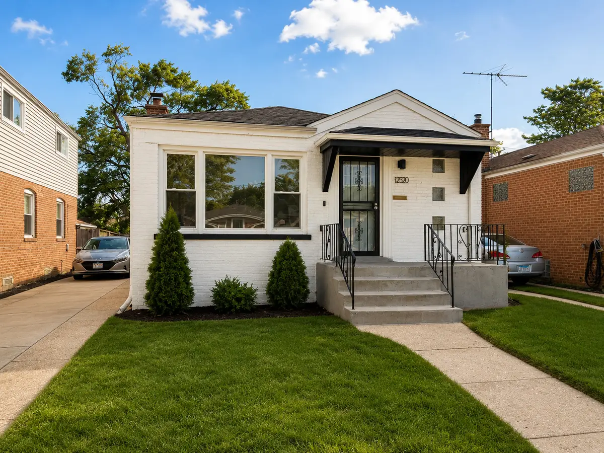 12520 S Yale Avenue, Chicago, IL 60628 - #1