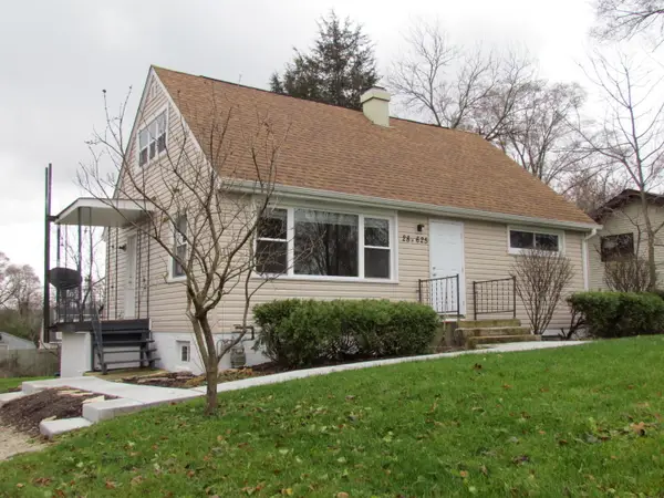 28W625 Lester Street, West Chicago, IL 60185