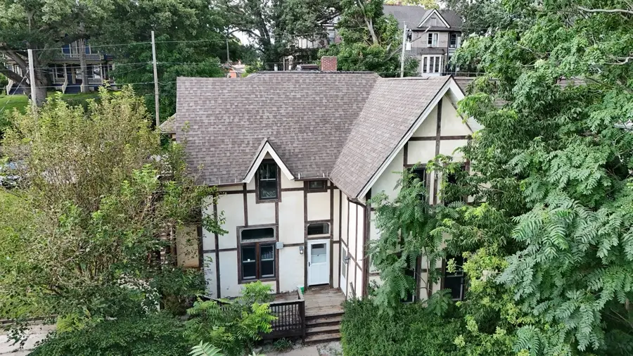 528 W 6th Street, Davenport, IA 52803 - #3