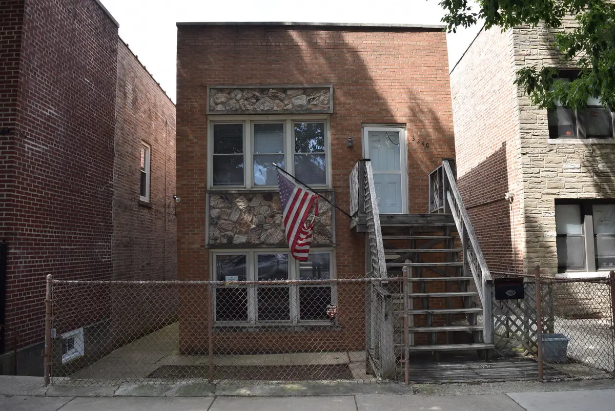 3240 S Parnell Avenue, Chicago, IL 60616 - #1