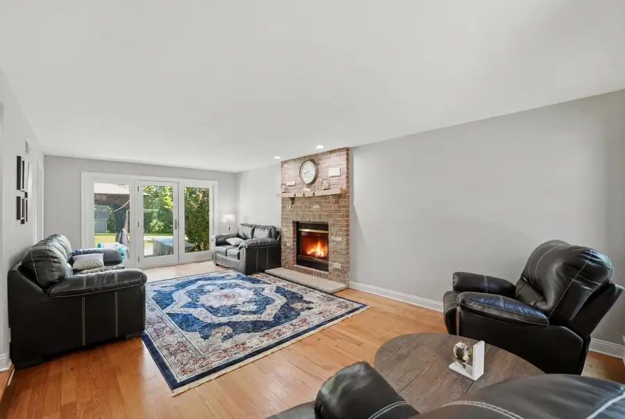 26792 W Lakeview Drive S, Lake Barrington, IL 60084 - #2