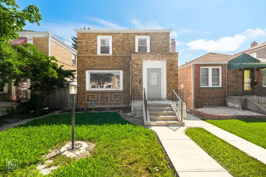 10639 S Forest Avenue, Chicago, IL 60628 - #2