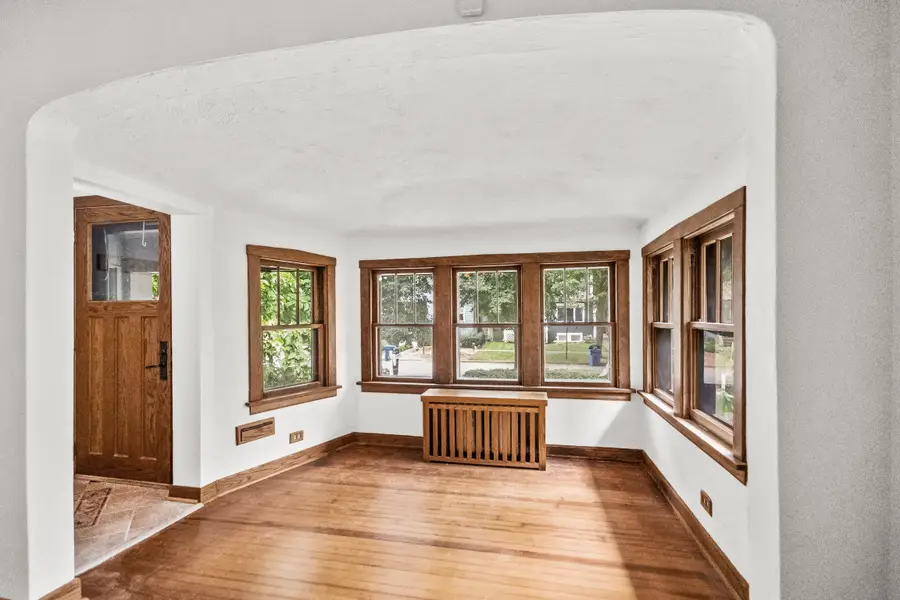 2330 Brown Avenue, Evanston, IL 60201 - #3
