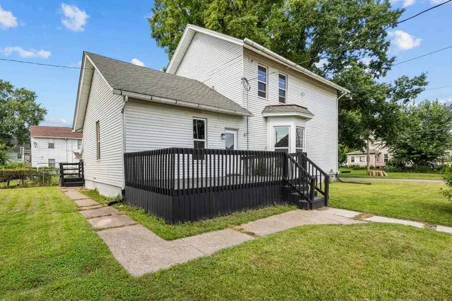 1504 Pershing Avenue, Davenport, IA 52803 - #3