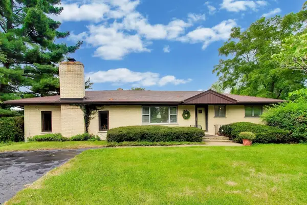 1880 Maple Avenue, Downers Grove, IL 60515