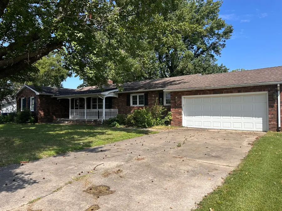 1504 W Malden Street, Marion, IL 62959 - #2