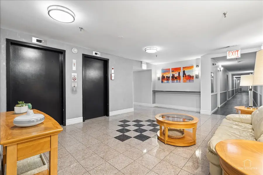 3700 Capri Court #104, Glenview, IL 60025 - #3