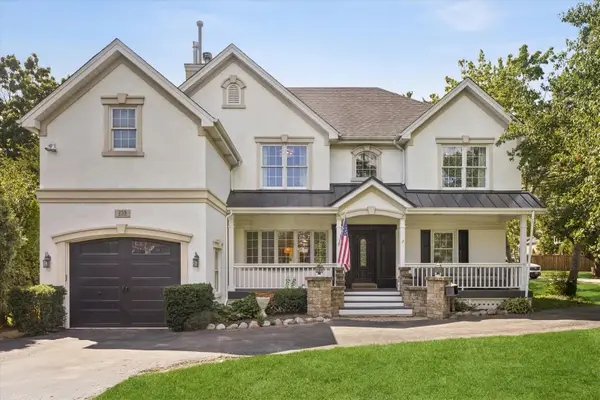 258 N Jackson Road, Clarendon Hills, IL 60514