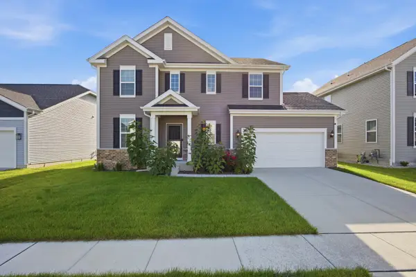 32021 Savannah Drive, Lakemoor, IL 60051
