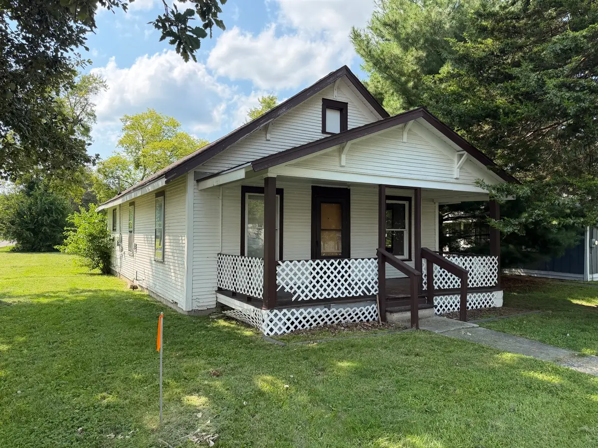 205 N Market Street, Watseka, IL 60970 - #1
