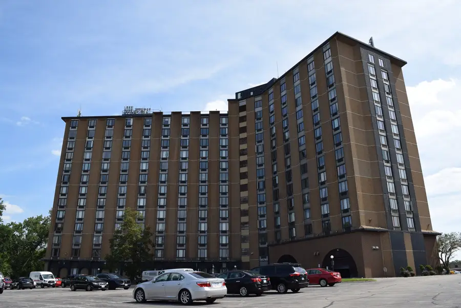 1 Renaissance Place #801, Palatine, IL 60067 - #3
