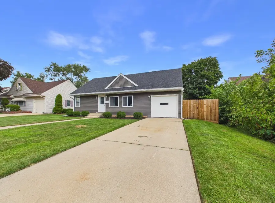 1328 Leaman Place, Rockford, IL 61108 - #3