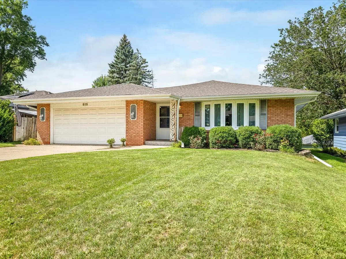 815 Parkside Drive, Rockford, IL 61108 - #1