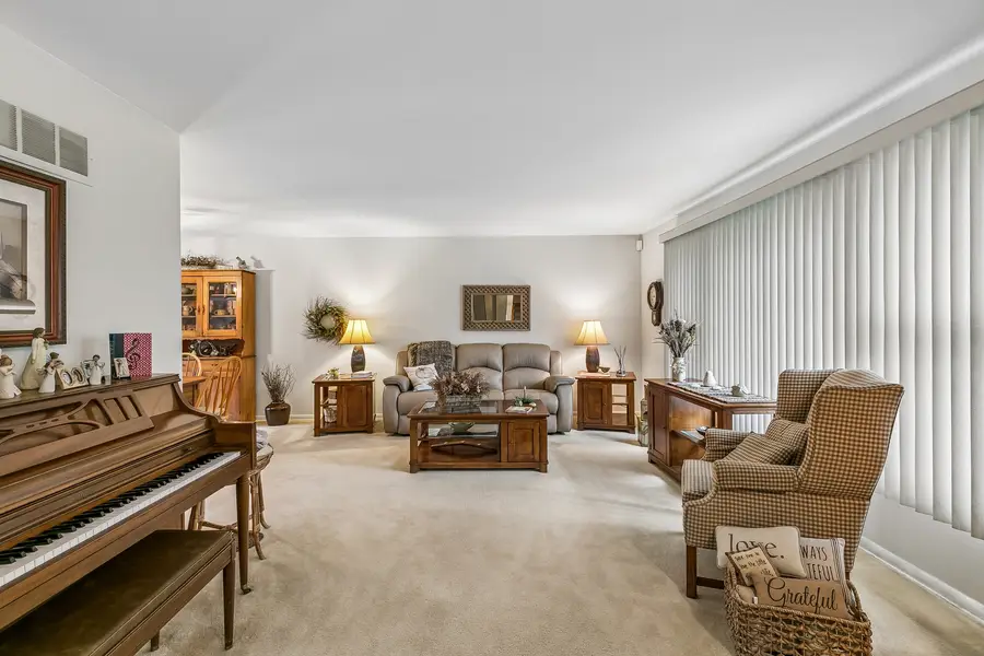 18113 Los Angeles Avenue, Homewood, IL 60430 - #3