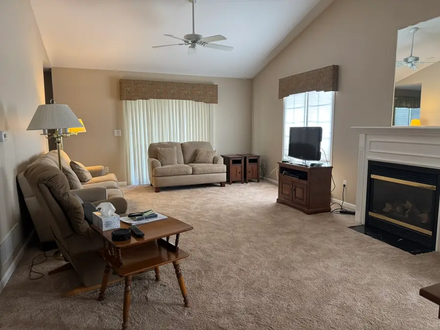 505 S Division Street, Peotone, IL 60468 - #2